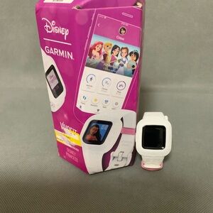 Garmin Kids Smartwatch with White and Pink Disney Design